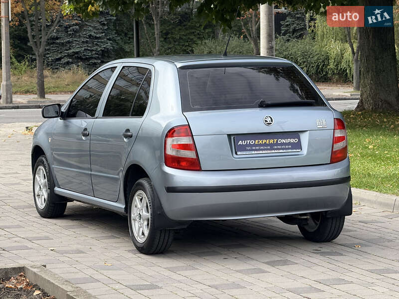 Хетчбек Skoda Fabia 2005 в Дніпрі