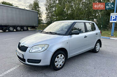 Хэтчбек Skoda Fabia 2008 в Киеве
