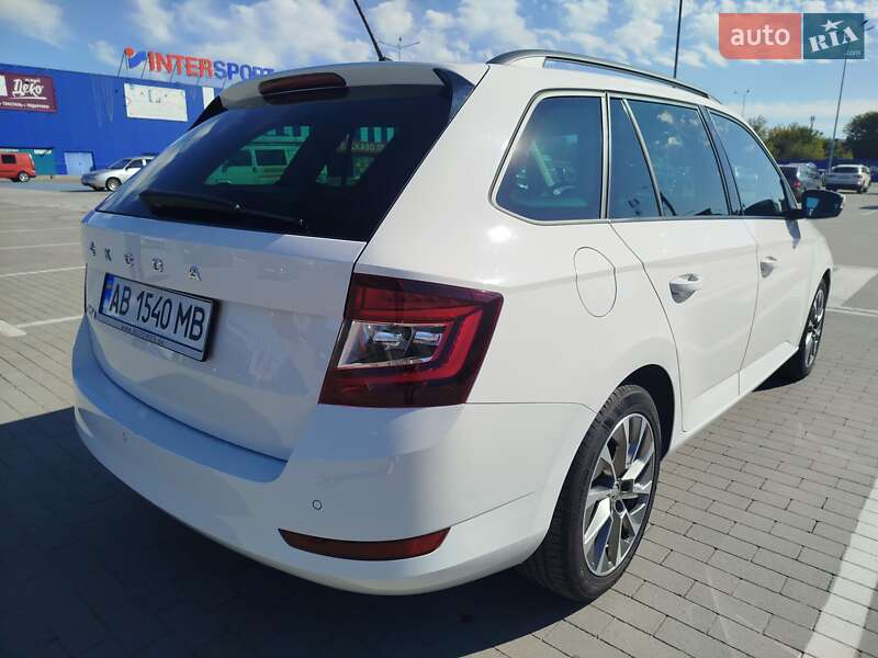 Универсал Skoda Fabia 2022 в Виннице