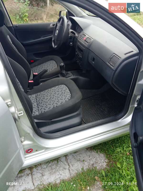 Универсал Skoda Fabia 2004 в Самборе