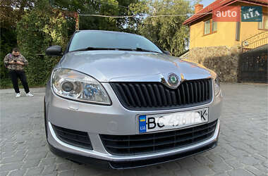 Хэтчбек Skoda Fabia 2010 в 