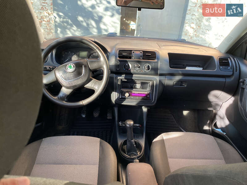 Хэтчбек Skoda Fabia 2010 в Дублянах