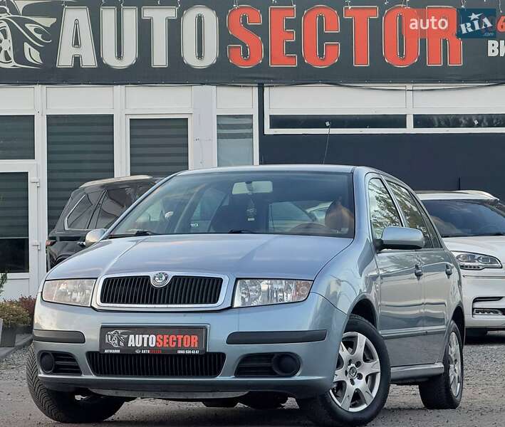 Хэтчбек Skoda Fabia 2005 в 
