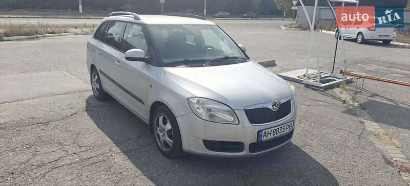 Універсал Skoda Fabia 2008 в Харкові