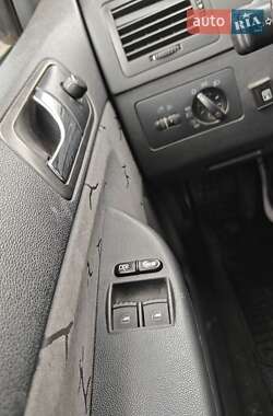 Седан Skoda Fabia 2002 в 