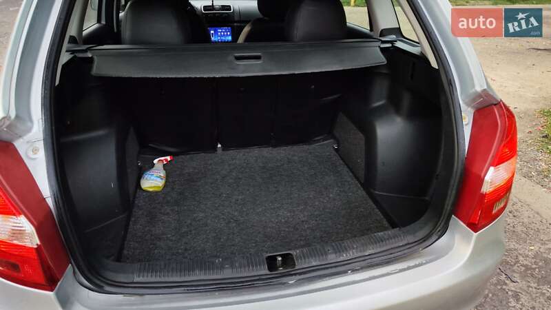 Универсал Skoda Fabia 2009 в Кривом Роге