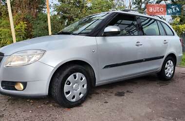 Универсал Skoda Fabia 2009 в Кривом Роге