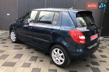 Хэтчбек Skoda Fabia 2012 в Ивано-Франковске