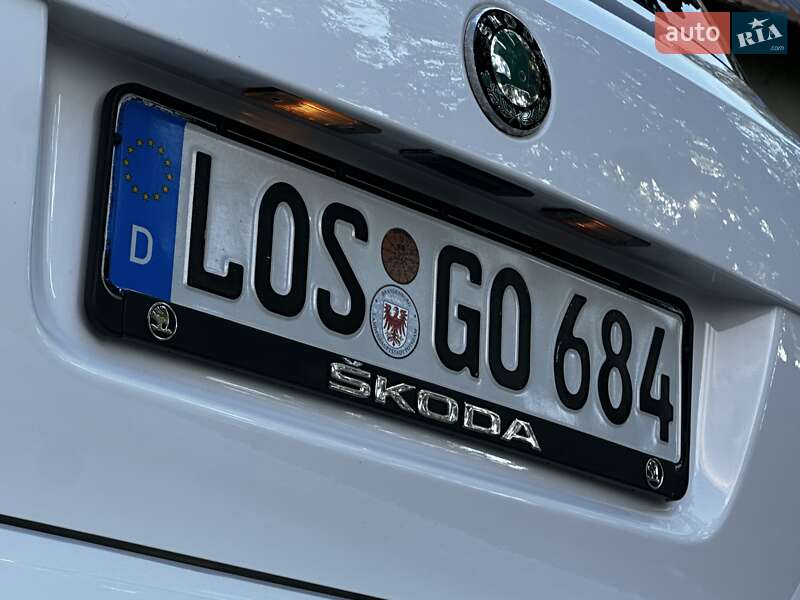 Хэтчбек Skoda Fabia 2011 в Дрогобыче