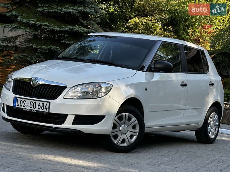 Хэтчбек Skoda Fabia 2011 в Дрогобыче