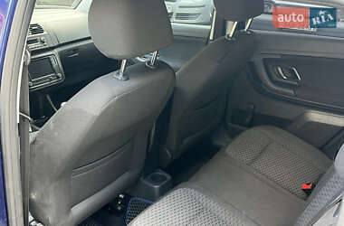 Хэтчбек Skoda Fabia 2010 в 