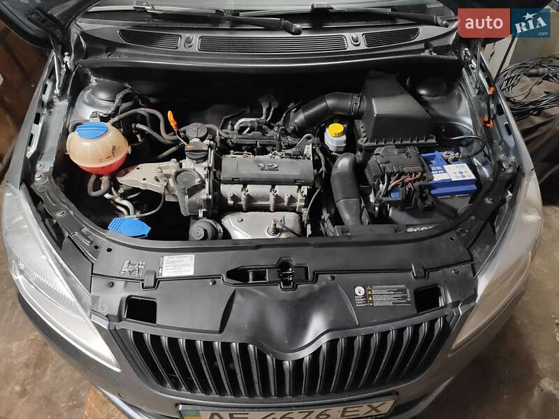 Універсал Skoda Fabia 2012 в Дніпрі