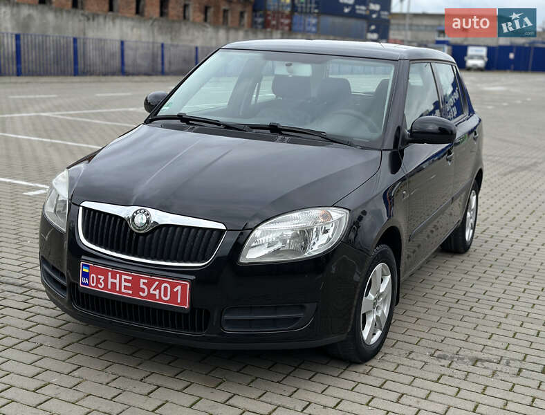 Хэтчбек Skoda Fabia 2008 в Тернополе