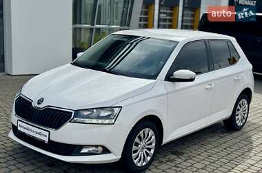 Хэтчбек Skoda Fabia 2019 в 
