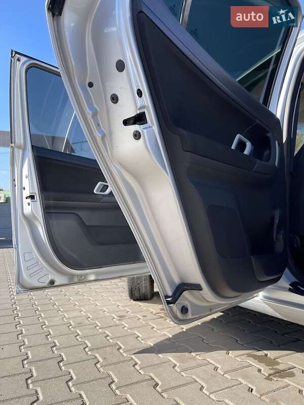 Хэтчбек Skoda Fabia 2008 в Кривом Роге