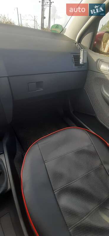 Универсал Skoda Fabia 2007 в Верхнем Синевидном
