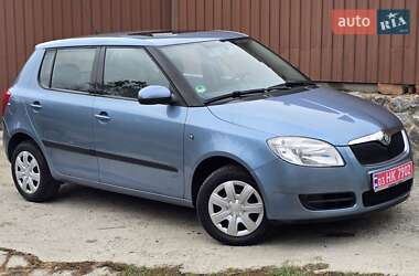 Хэтчбек Skoda Fabia 2008 в 