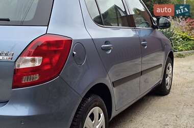 Хэтчбек Skoda Fabia 2008 в 