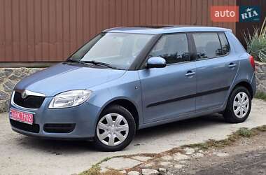 Хэтчбек Skoda Fabia 2008 в 