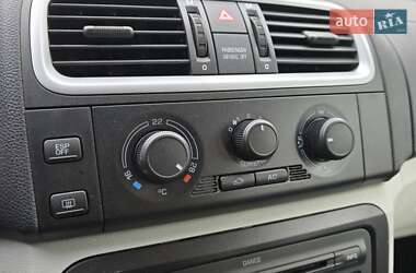 Хэтчбек Skoda Fabia 2008 в 