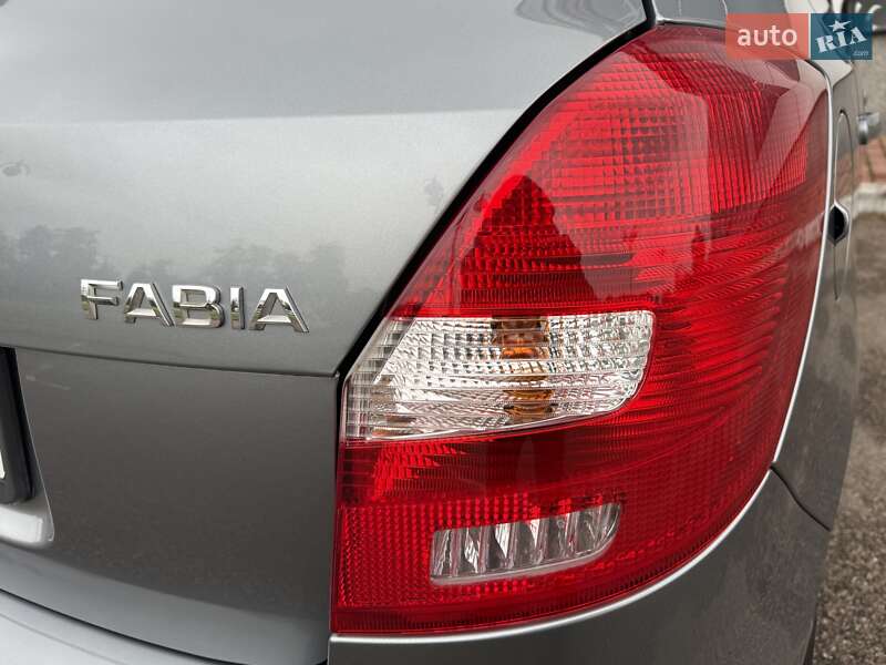 Хэтчбек Skoda Fabia 2013 в Белой Церкви