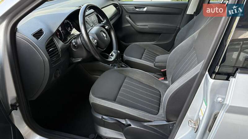 Хэтчбек Skoda Fabia 2020 в Киеве