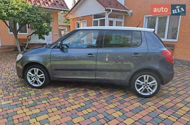 Хэтчбек Skoda Fabia 2008 в 