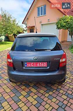 Хэтчбек Skoda Fabia 2008 в 