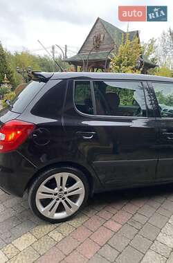 Хэтчбек Skoda Fabia 2009 в 