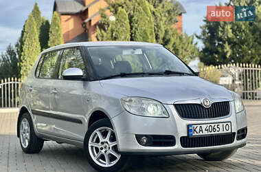Хэтчбек Skoda Fabia 2007 в 