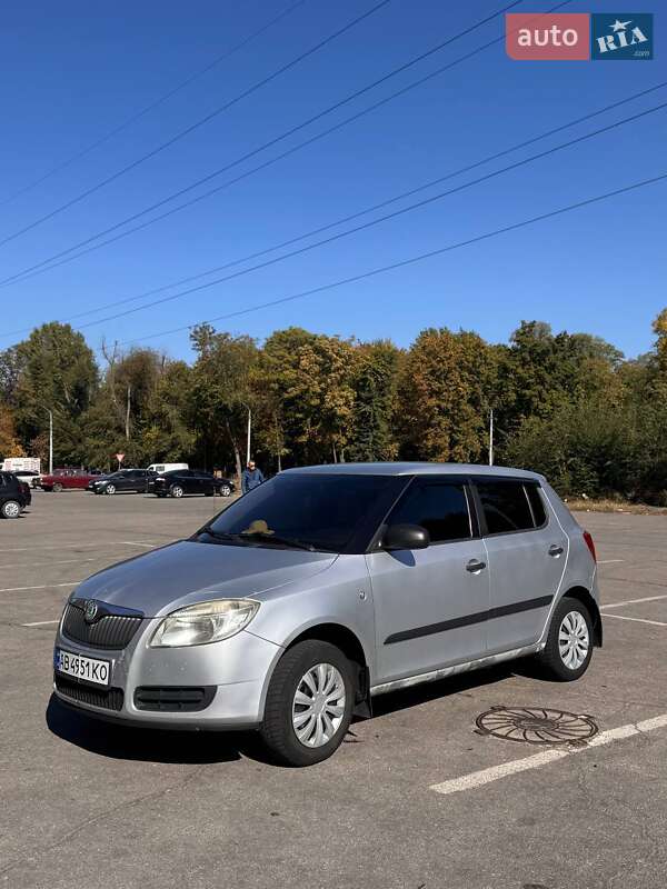 Хэтчбек Skoda Fabia 2008 в 