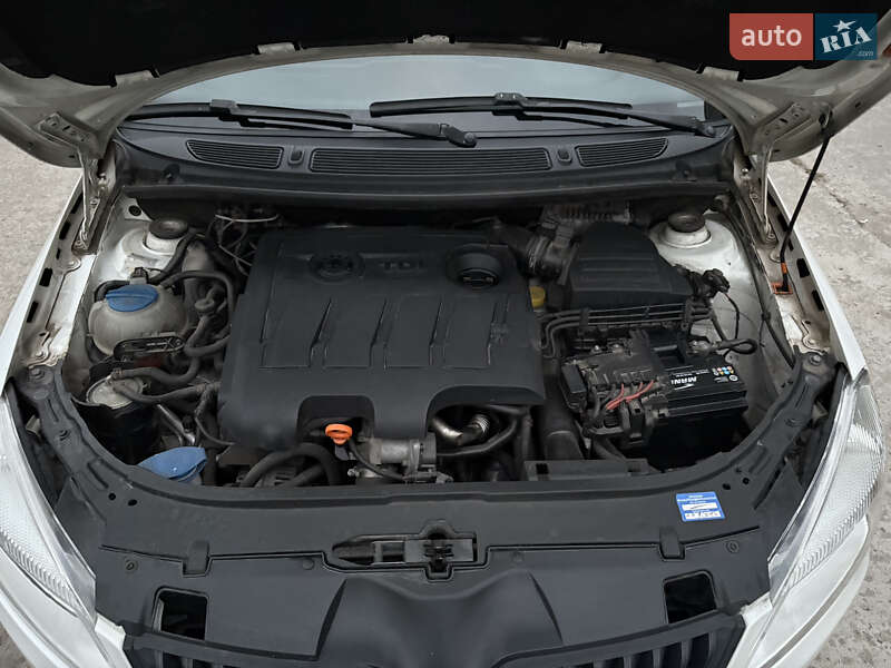 Універсал Skoda Fabia 2011 в Чернігові фото 13 Універсал Skoda Fabia 2011 в Чернігові