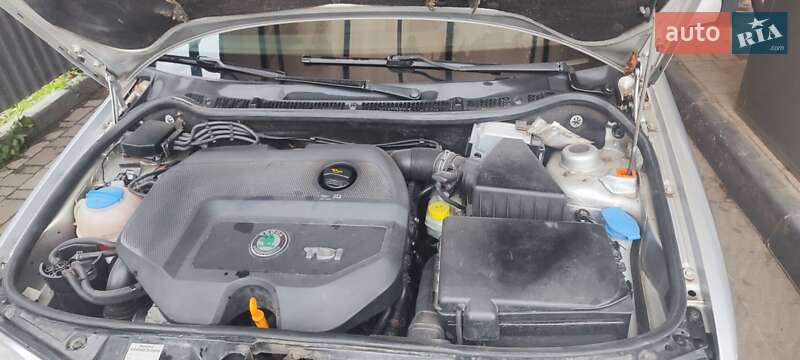 Универсал Skoda Fabia 2004 в Ужгороде