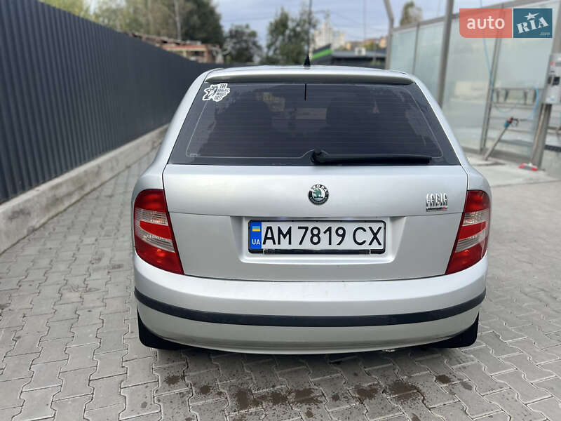 Хетчбек Skoda Fabia 2005 в Житомирі