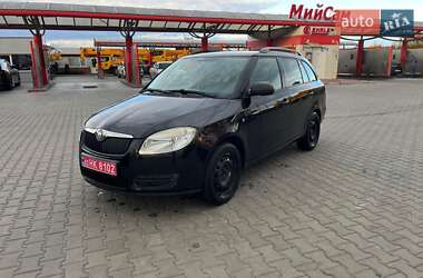 Універсал Skoda Fabia 2008 в Луцьку