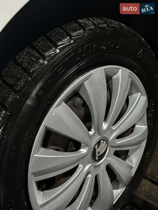 Хетчбек Skoda Fabia 2012 в Смілі фото 9 Хетчбек Skoda Fabia 2012 в Смілі