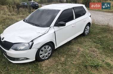Хэтчбек Skoda Fabia 2015 в Белой Церкви
