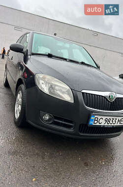 Хэтчбек Skoda Fabia 2007 в Львове