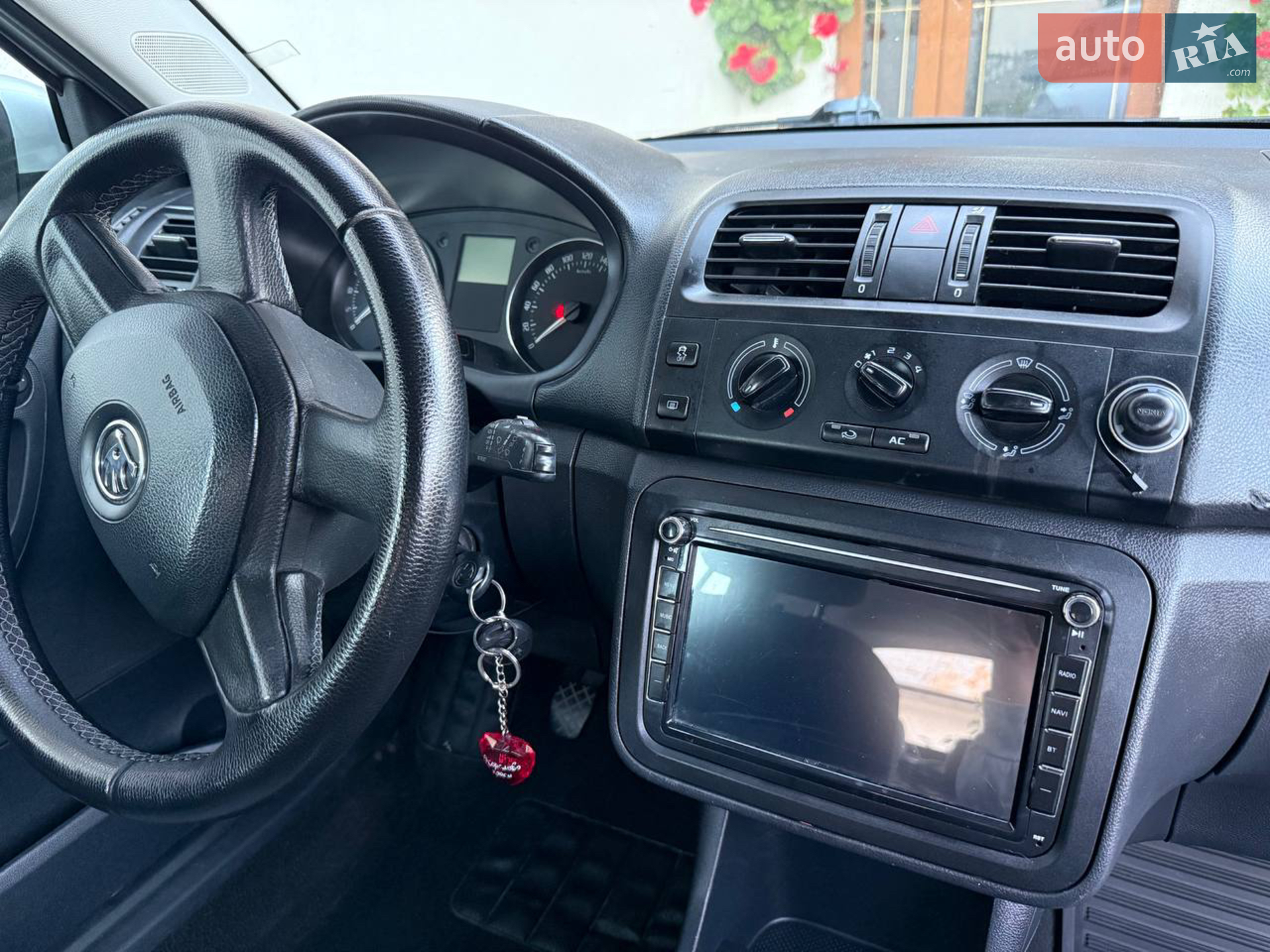 2013 Skoda Fabia - мініатюра 5
