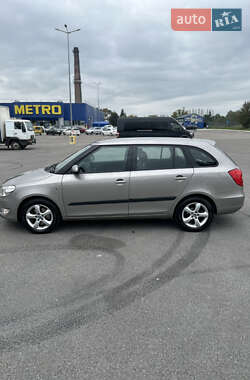 Универсал Skoda Fabia 2012 в 