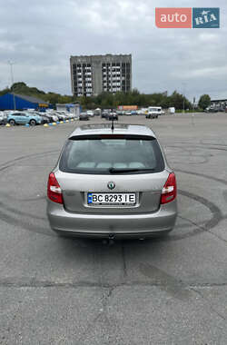 Универсал Skoda Fabia 2012 в 