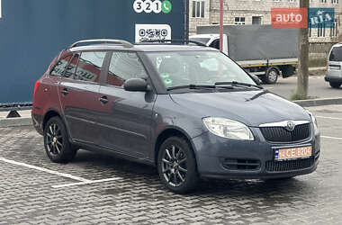 Універсал Skoda Fabia 2009 в Вінниці
