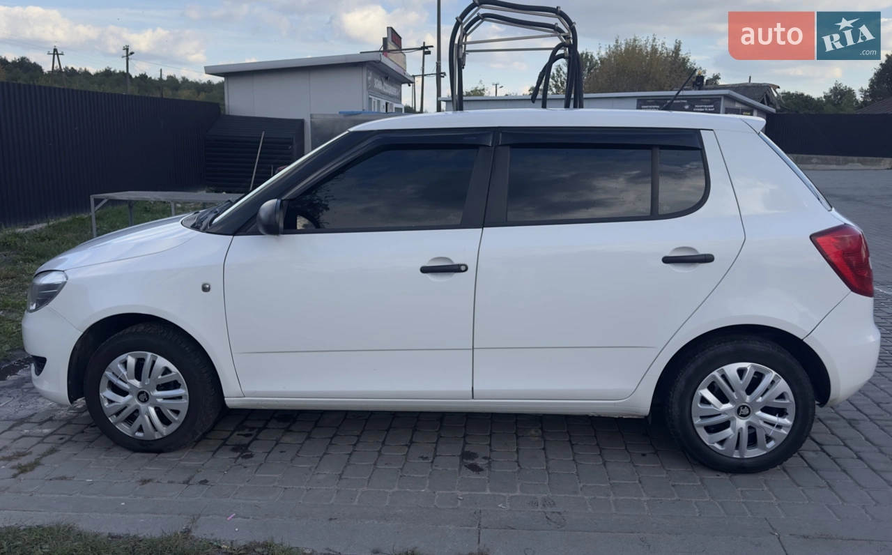 2015 Skoda Fabia - мініатюра 13