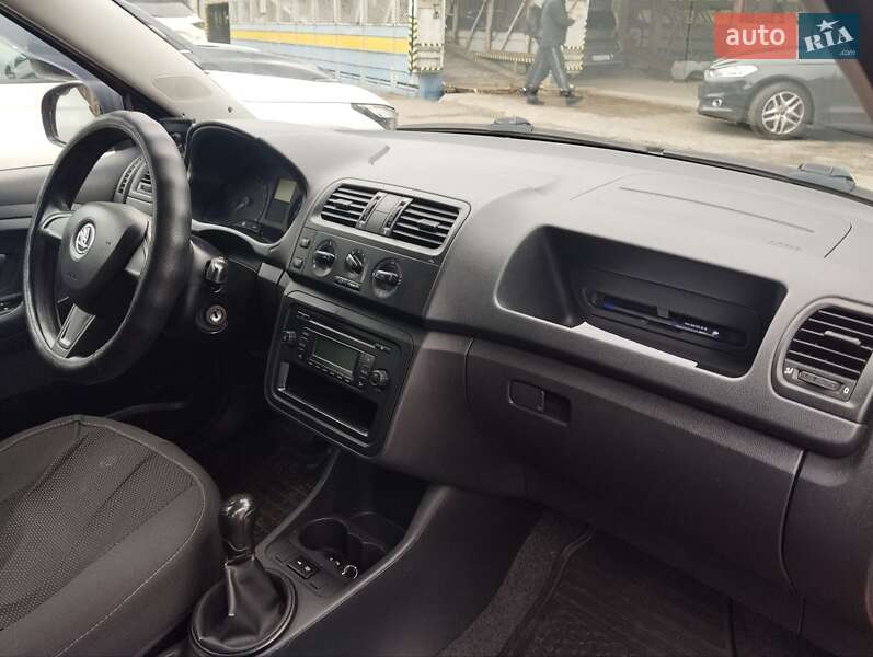 Хэтчбек Skoda Fabia 2014 в Кривом Роге фото 11 Хэтчбек Skoda Fabia 2014 в Кривом Роге