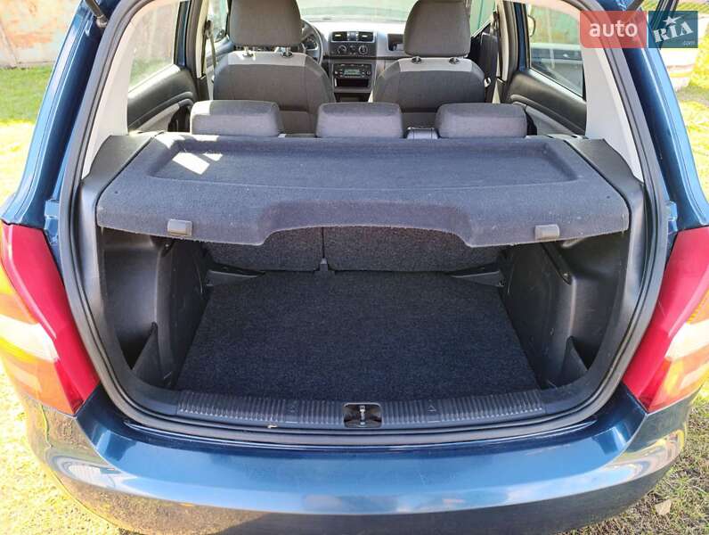 Хэтчбек Skoda Fabia 2011 в Черкассах