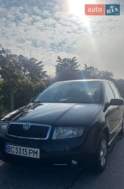 Седан Skoda Fabia 2004 в Новояворівську