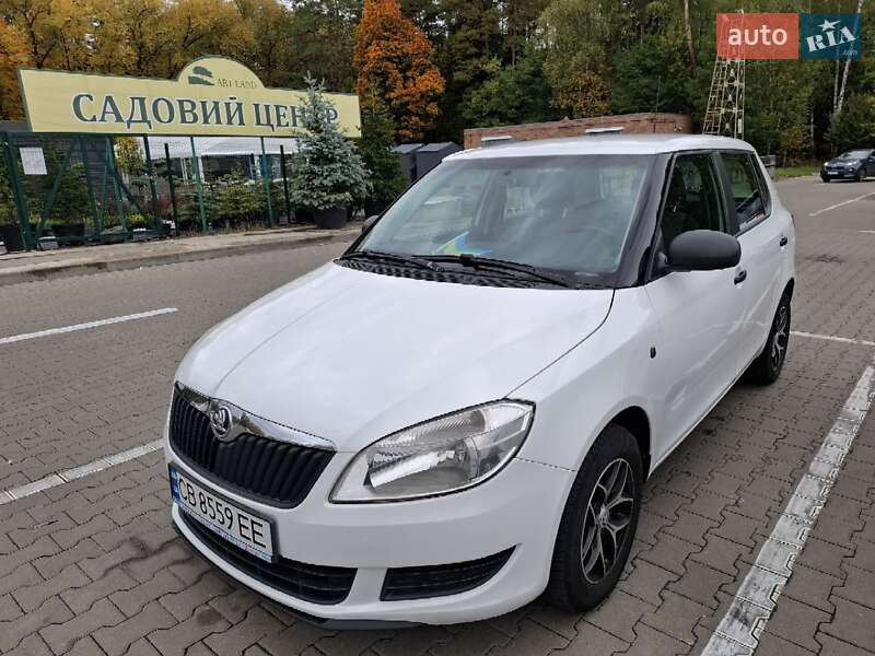 Хетчбек Skoda Fabia 2013 в Чернігові