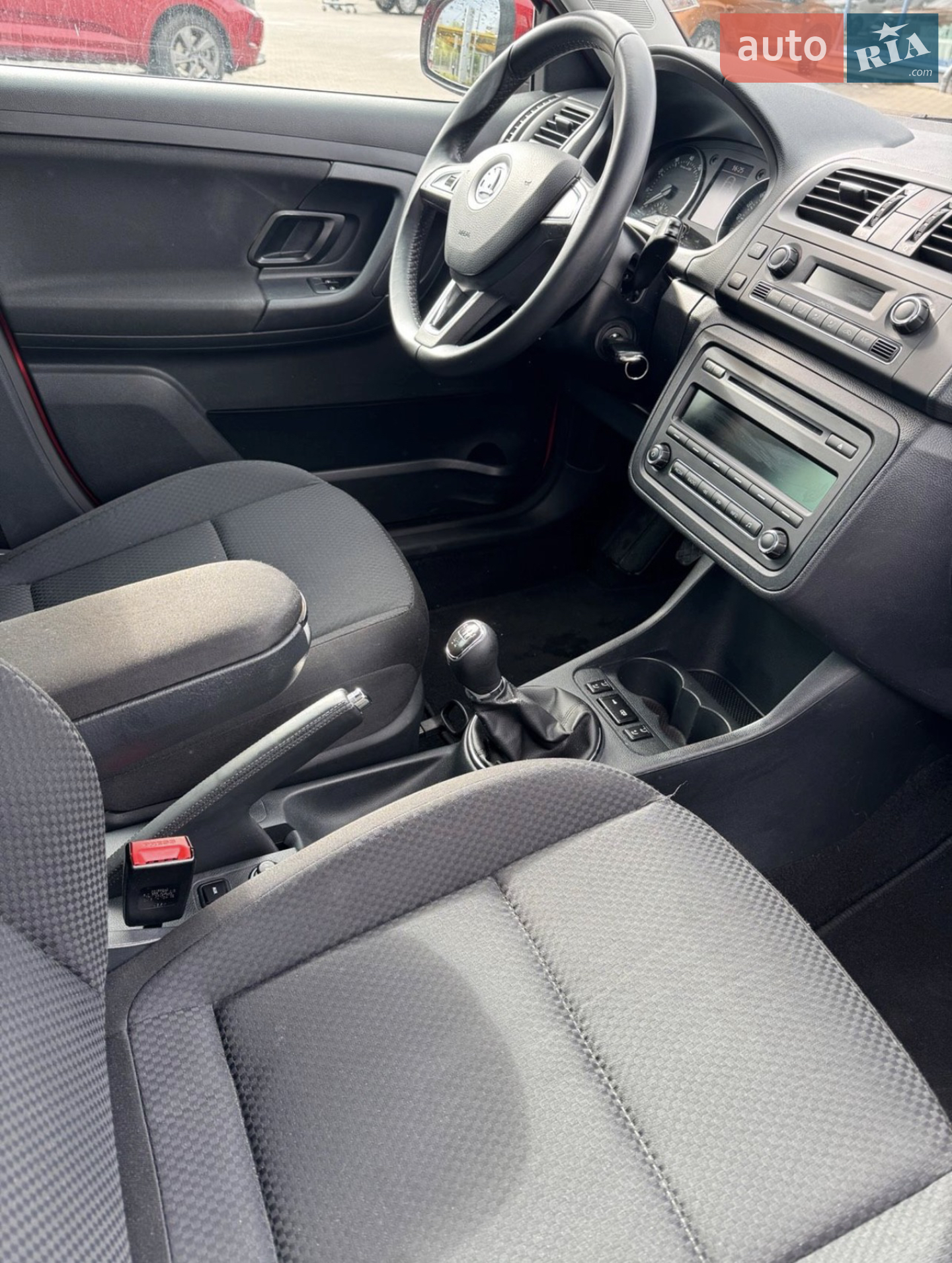 2014 Skoda Fabia - мініатюра 10