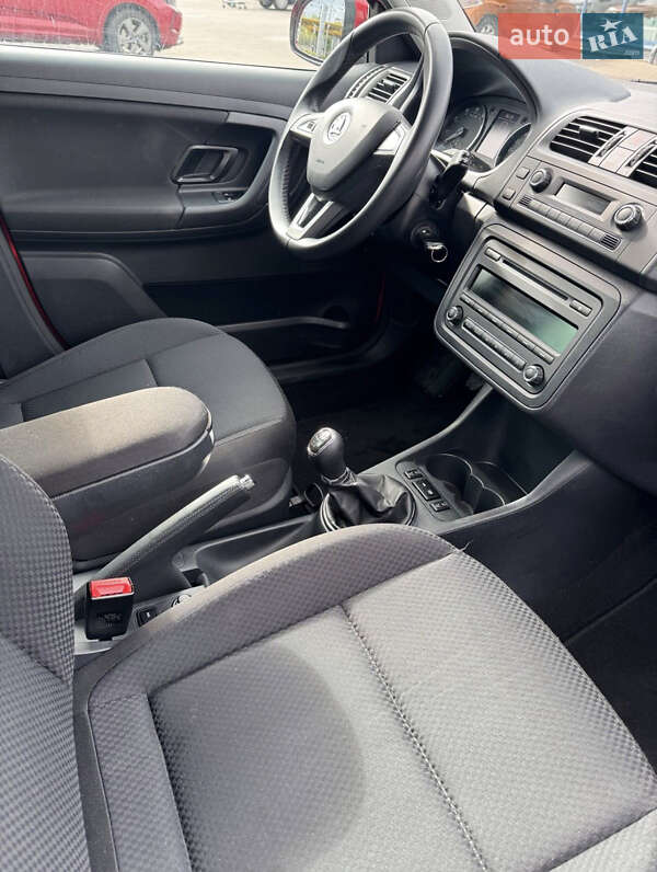 Универсал Skoda Fabia 2014 в Долине