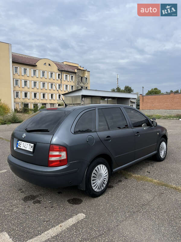 Хетчбек Skoda Fabia 2007 в Кривому Розі фото 4 Хетчбек Skoda Fabia 2007 в Кривому Розі